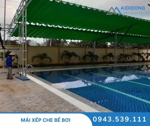 Mái xếp che bể bơi
