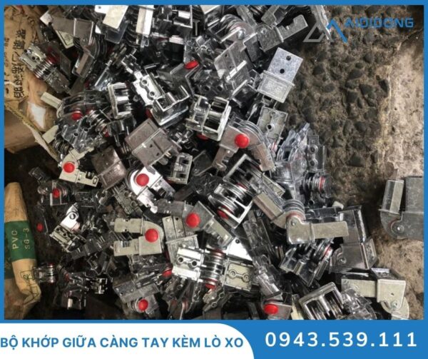 Bộ khớp giữa càng tay kèm lò xo (2)