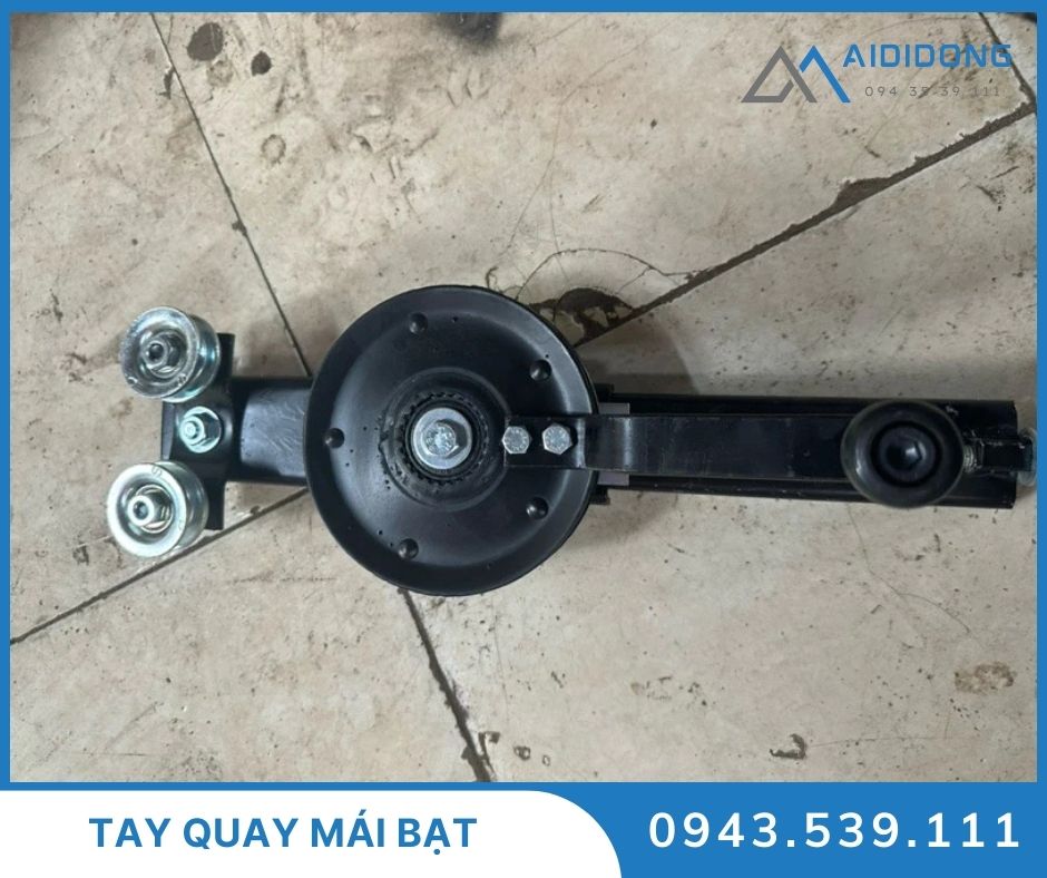 Tay quay mái bạt (2)